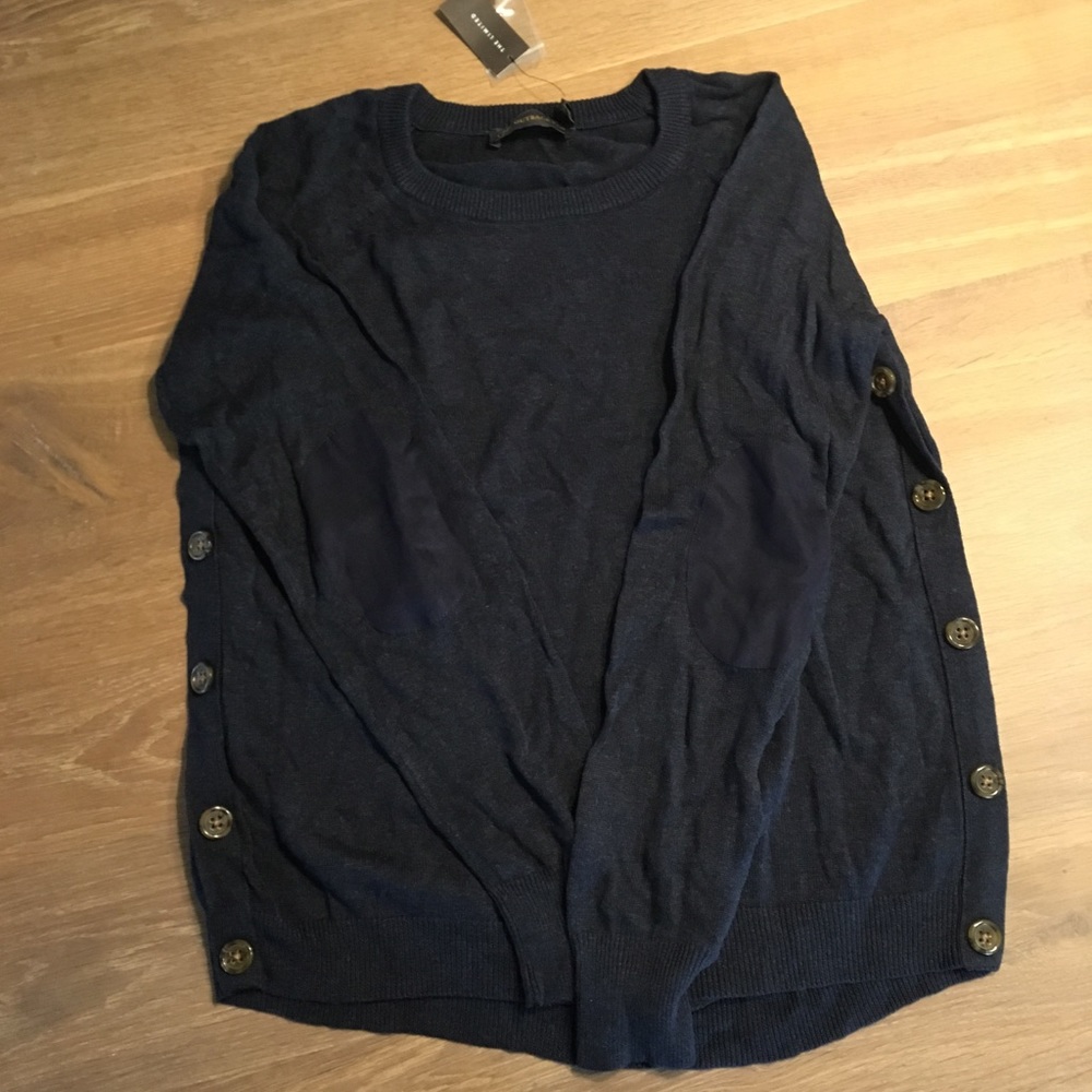 New w/tags The Limited Outback top women’s M